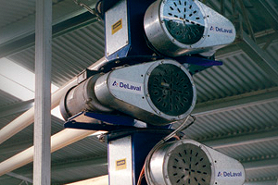 Distributeur d'aliments en salle de traite rotative RF400 DeLaval